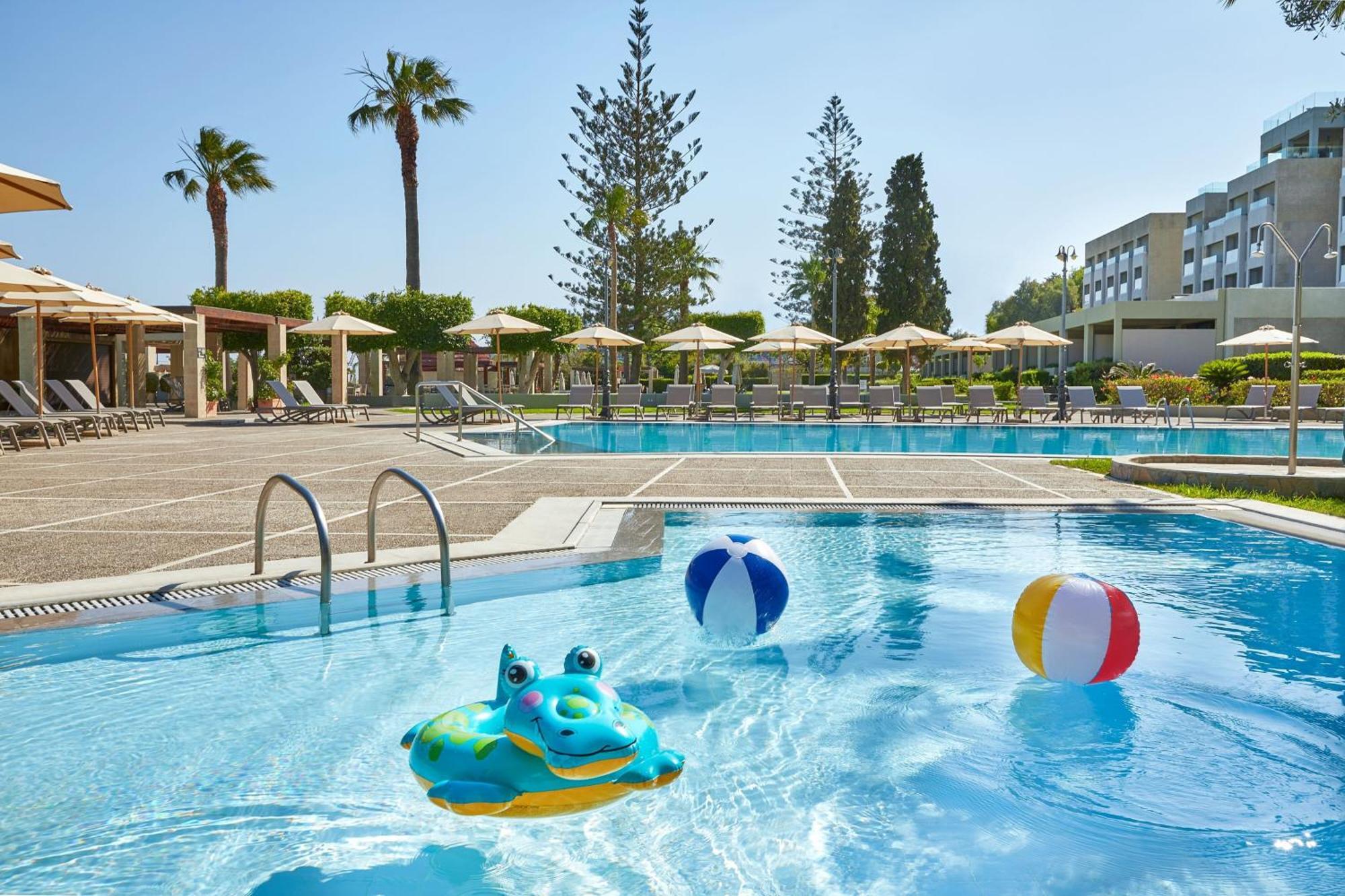 Sheraton Rhodes Resort Іксія Екстер'єр фото
